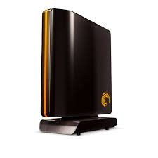 Use a butter knife to pry open starting in front by the i ended up buying a hard drive and a third party enclosure which seems to be working well so far. How To Disassemble A Seagate Freeagent Pro Travis Blog