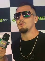 Preguntas Rápidas con: @Felipe Cabello 🤝. Revisa esta danda de preguntas  con Felipe Cabello, en el que le preguntamos aspectos de su vida personal y  podrán conocerlo un poco mád🙏. #pipecabello ...