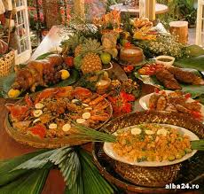 Veti petrece in familie, veti oferi si veti primi cadouri si veti manca. Meniul De CrÄƒciun Al Boierilor Si Burghezilor Romani In Anul 1937 De La Alune È™i È›uicÄƒ La Caviar È™i Pomana Porcului Alba24