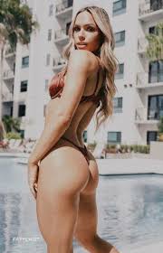 Maxxine Dupri Sexy Tits and Ass Collection - Fappenist