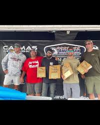 Adam AJ Howell l and I finally got to fish together today for the first  time this season at the Smallmouth Crush Open. Decided to go have a fun day  fishing and