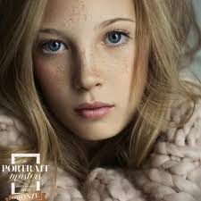 Ella Costello(@ella.costello.official) • Instagram写真と動画