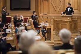 Idag håller riksdagens talman andreas norlén sin talmansrunda. Demokratin Firades Pa Talmannens Varmiddag Riksdagen