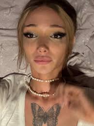 Lou Bliss (@loublissett) • Instagram photos and videos