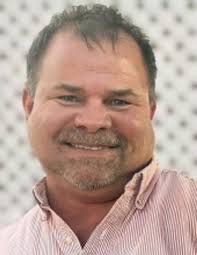 Marty Hilton's Instagram, Twitter & Facebook