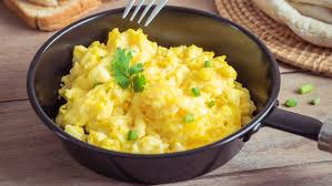 The Real Reason You Shouldn T Add Milk To Your Scrambled Eggs In 2020 Healthy Egg Recipes Scrambled Eggs Scrambled Eggs Recipe