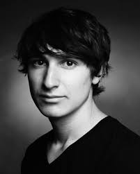 Tom rosenthal is an english comedian, film and television actor. Tom Rosenthal Friday Night Dinner Wiki Fandom
