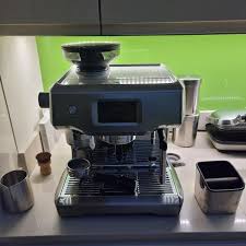 This might be great if, for example, several people with different tastes use the machine, or you just don't like monotony. The Oracle Touch Espresso Machine Sage