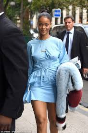 Daily Mail Celebrity On Twitter Rihanna Outfits Rihanna Looks Stylish Denim Dress