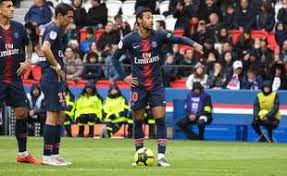 5 mathias pereira lage (mc) angers 5. Angers Psg Paris S Impose Chez Le Sco Avec Un Grand Neymar Revivez Le Live