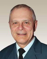 KNOXVILLE ALUMNI . . . . I am so very sorry to share the sad news with you  that Stephen McKay, KHS Class of 1976, has passed away. Please know our  thoughts