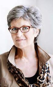 There is too many hair ideas like pixie bobs, long pixies, layered short cut and bob hairstyles… these beautiful hair cuts will help you for a new trend. Haircuts For Grey Hair And Glasses Womens Hairstyles Short Hair Styles Hair Styles