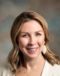 Kelly Keane's Instagram, Twitter & Facebook