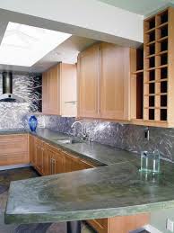 A good quality kitchen countertop is very important to those who spend a lot of their time in the kitchen. A Guide To 7 Popular Countertop Materials Diy