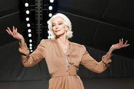 Carmen dell'orefice.ageless beauty , ageless style., and fashion i̇con. Alteste Model Der Welt Carmen Dell Orefice Wird 90