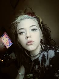 We Miss You Pretty Girl ❤️