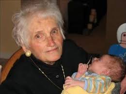 Florence Kus Obituary (2006)