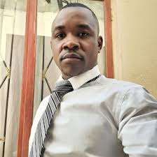 Happy Saturday fam❤️, I just want to say congratulations to one of my best  lead guitarists in Zim the man himself Shamblo Music . Bro you have made  😀😀it!! Please go and