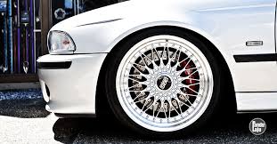 Jika diamati sekilas desain bodi sampingnya terlihat cukup mirip honda mobilio. 10 Rekabentuk Rim Sport Aftermarket Paling Ikonik