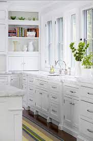 Pin By Benjamin Moore On Kitchens Decorators White Decorators White Benjamin Moore Painted Kitchen Cabinets Colors
