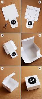 Je plie les 4 coins vers le milieu, ensuite les côtés inférieurs et supérieurs au centre du carré. Calendrier De L Avent A Faire Soi Meme 31 Idees Originales Origami Box Diy Diy Advent Calendar Diy Calendar