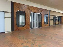 Former Regis Hairstylist Lakeshore Mall Manitowoc Abandoned Places Lakeshore
