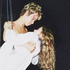 Pin By Maria Gabriele On Peter Pan 2003 In 2020 Peter Pan 2003 Peter Pan Movie Wendy Peter Pan