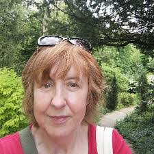 Bev Bowden's Instagram, Twitter & Facebook