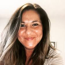 Guernsey Literary & Potato Peel Pie Society book review