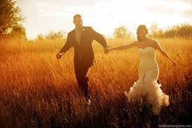 Travel show host and photographer. I Want My Engagement Photos Like That Bride Photography Wedding Photography Shot