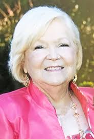 Peggy Lennon's Instagram, Twitter & Facebook