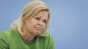 Innenministerium: Nancy Faeser ist nicht zu halten