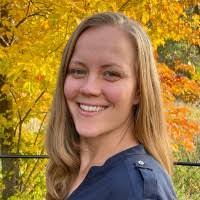 Amanda Amundsen's Instagram, Twitter & Facebook