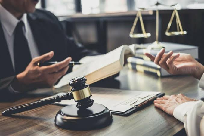 When Do You Need an Estate Planning Lawyer: Wills, Trusts, and Probate