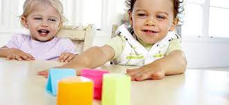 Árbol abc surge de la idea de paola artmann, una mamá especialista en educación infantil. Juegos Para Estimular La Vision De Bebes Y Ninos Por Edades