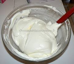 Soleil D Hawai Mousse A L Ananas Une Cuisine Pour Voozenoo Ananas Mousse Dessert Fraise