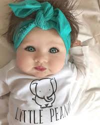 скачать песню Oh Baby Baby It S A Wild World Slika Mozhe Da Sadrzhi јedna Ili Vishe Osoba I Pogled Izbliza Cute Kids Pics Cute Baby Girl Pictures Cute Baby Wallpaper