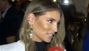 Αθήνα θεσσαλονίκη πάτρα πειραιάς βόλος μαρούσι νέα σμύρνη χαλάνδρι κερατσίνι ηλιούπολη ίλιον νίκαια γλυφάδα καλαμαριά αχαρνές καλλιθέα ηράκλειο περιστέρι λάρισα άγιος δημήτριος. Poia H8opoiia Den Fantazeste Ti Exei Spoydasei H A8hna Oikonomakoy Gossip Life