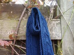 Great savings & free delivery / collection on many items. Geometric Arrowhead Lace Wool Scarf Dark Mallard Blue Green Scarf Hand Knitted From Pure New Zealand Wool Vintage Lace Arrowhead Design Felt