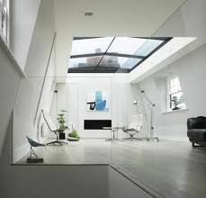 Une Verriere De Toit Apportera La Lumiere A Votre Maison Archzine Fr Verriere De Toit Fenetre De Toit Toit