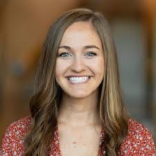 Courtney Schubert's Instagram, Twitter & Facebook