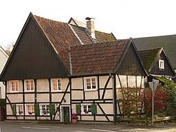 Idyllisch gelegen am historischen kirchplatz bietet ihnen unser haus ruhe und gemütlichkeit. Alte Soester Strasse In 59071 Hamm Mark Nordrhein Westfalen