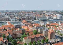 ˈdænmɑːk], amtlich königreich dänemark, dänisch kongeriget danmark) ist ein land und souveräner staat im nördlichen europa und eine parlamentarische monarchie. Luftbild Von Kopenhagen Die Hauptstadt Von Danemark Lizenzfreie Fotos Bilder Und Stock Fotografie Image 60906446