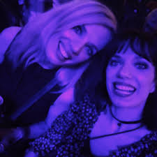 Maria & Vanessa Ball (@M_and_V_Ball)