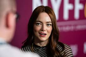 Emma Stone fans have theory about why she just debuted drastic new  appearance