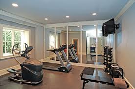 ¿necesito máquinas para mi gimnasio en casa? Aparatos Esenciales Para Un Gimnasio En Casa