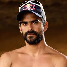 We are an 8 time bbb winner of distinction and winner of the 2015 pinnacle award. Orlando Duque Cliff Diving
