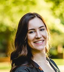 Madelaine McElrath, SOM Class of 2025, was recognized with third prize in  the Alpha Omega Alpha (AOA) Helen H. Glaser Student Essay Competition for  her essay “What TikTok Teaches: Women's Health and