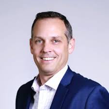 Shari Silverman's Instagram, Twitter & Facebook