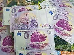 Euro (eur) and united states dollar (usd) currency exchange rate conversion calculator. Souvenir Kuriositat Und Sammlerstuck Guterslohs Erster 0 Euro Schein Soll Den Botanischen Garten Noch Bekannter Machen Gutersloh